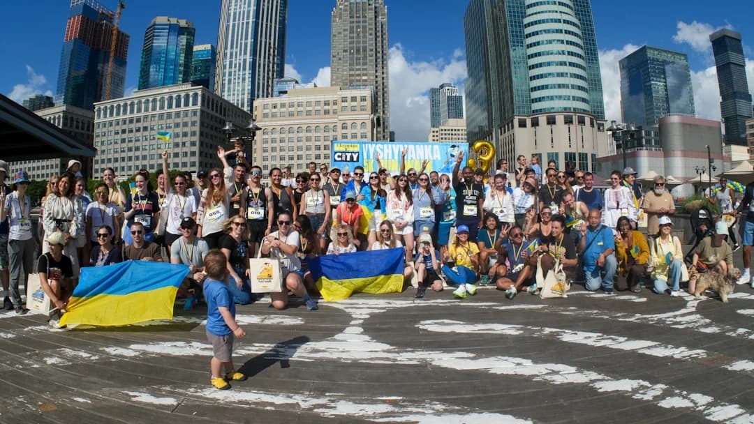 Як українським громадам залучати молодь до місцевого самоврядування та волонтерства